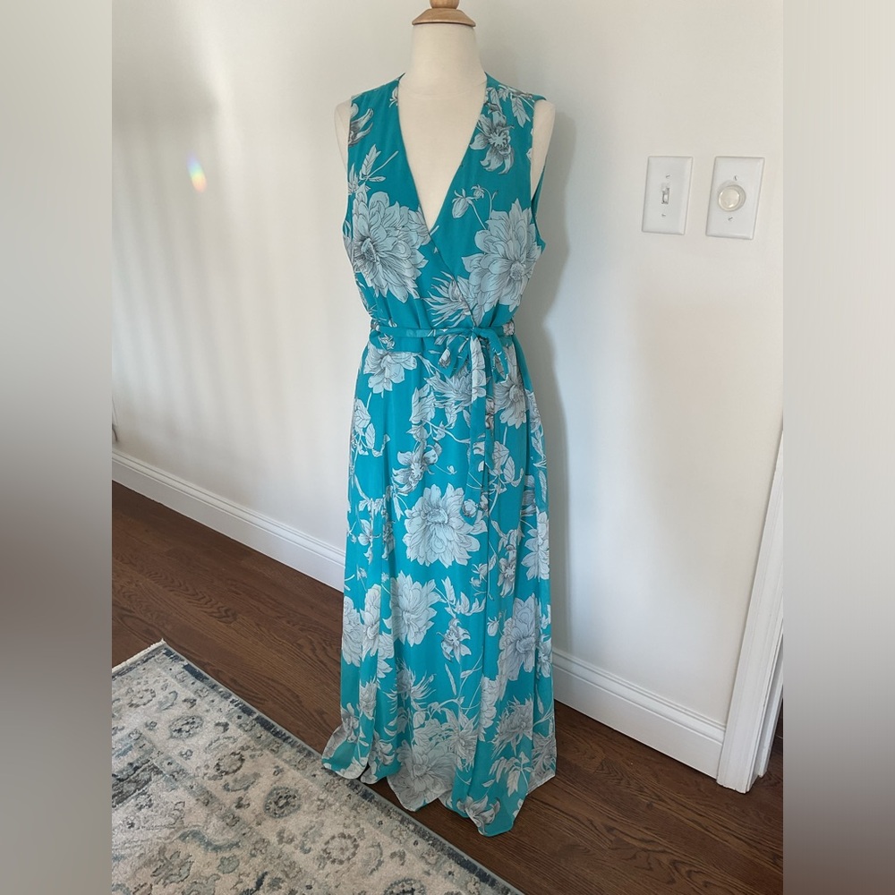 Elegant Chiffon Floral Maxi Dress size 14